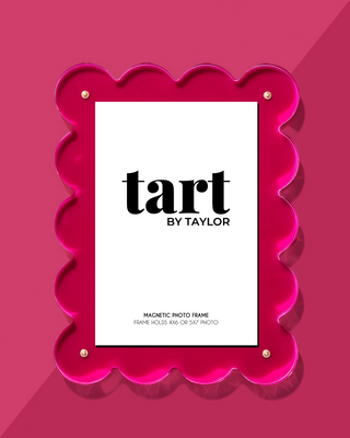 a picture frame with the word tart on it