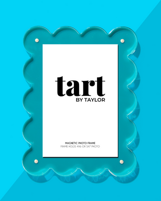 a picture frame with the word tart on it