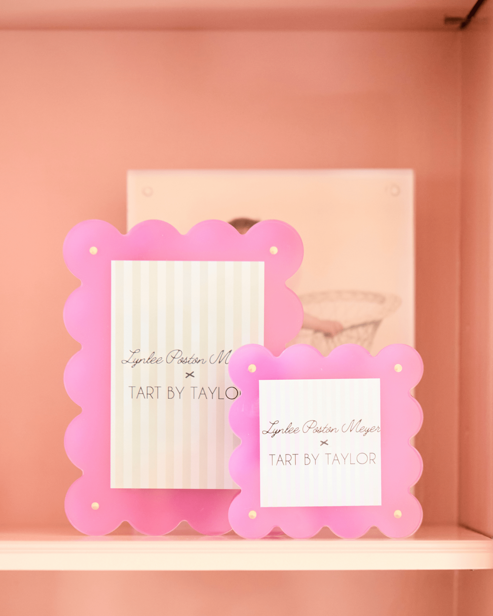 Fuchsia Mini Acrylic Picture Frame - Thumbnail 4